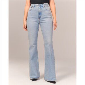 Abercrombie & Fitch | Curve Love High Rise Vintage Flare Jean | 29 Long | Light